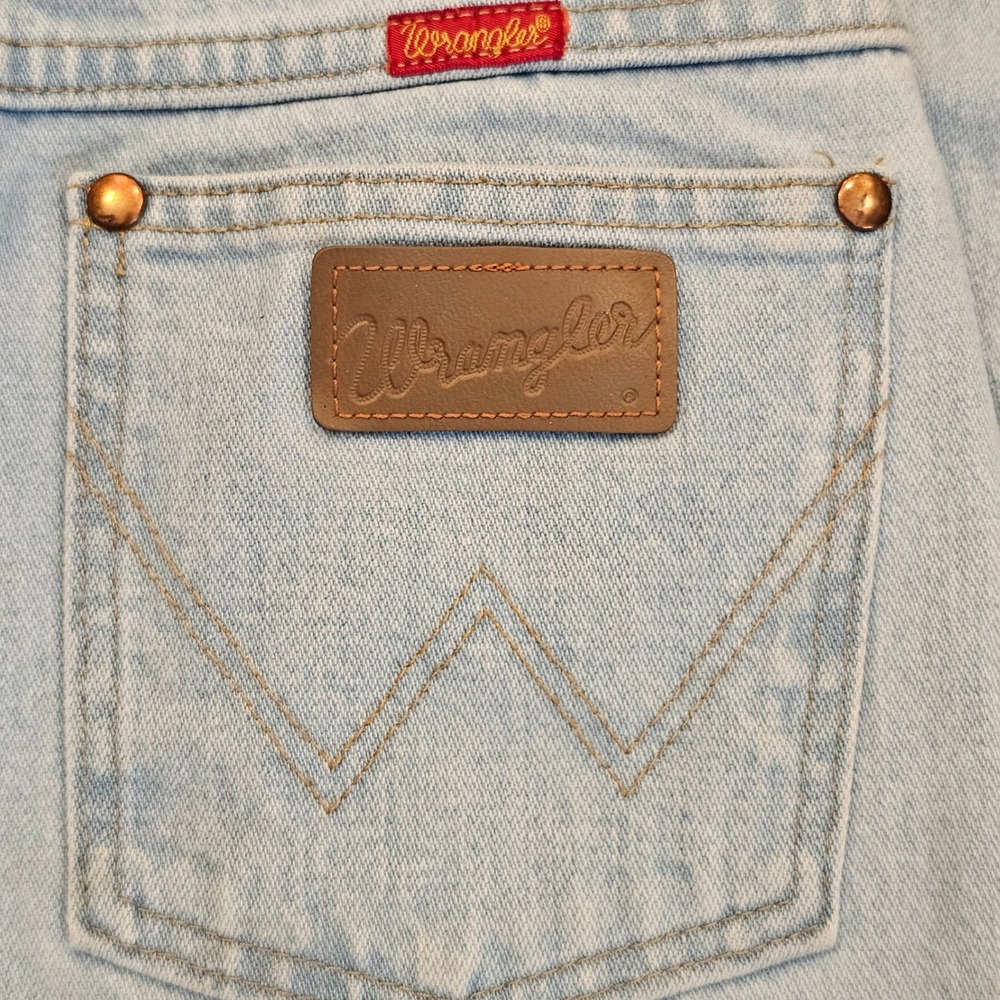 Vintage Wrangler High Waisted Light Wash Straight Leg Jeans 3x34 Rodeo Cowgirl